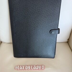 Louis Vuitton Black Leather Portfolio bloc A4